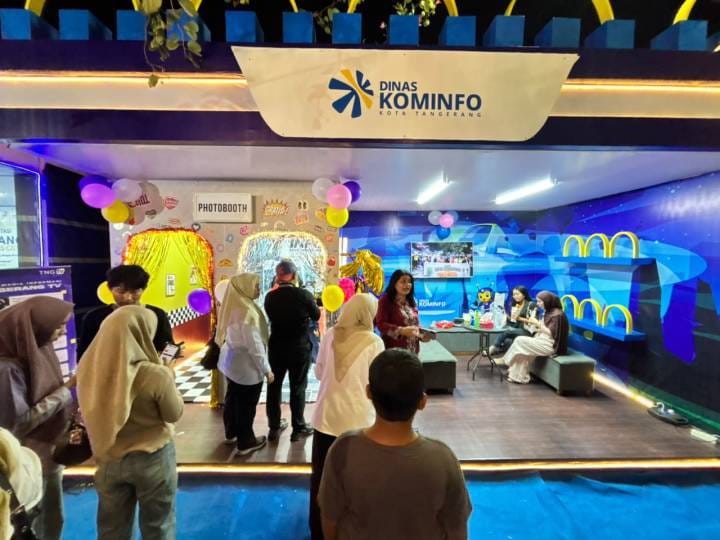 Diskominfo Kota Tangerang Hadirkan Photobooth hingga Layanan TUNAS UMKM di Festival Cisadane 2026