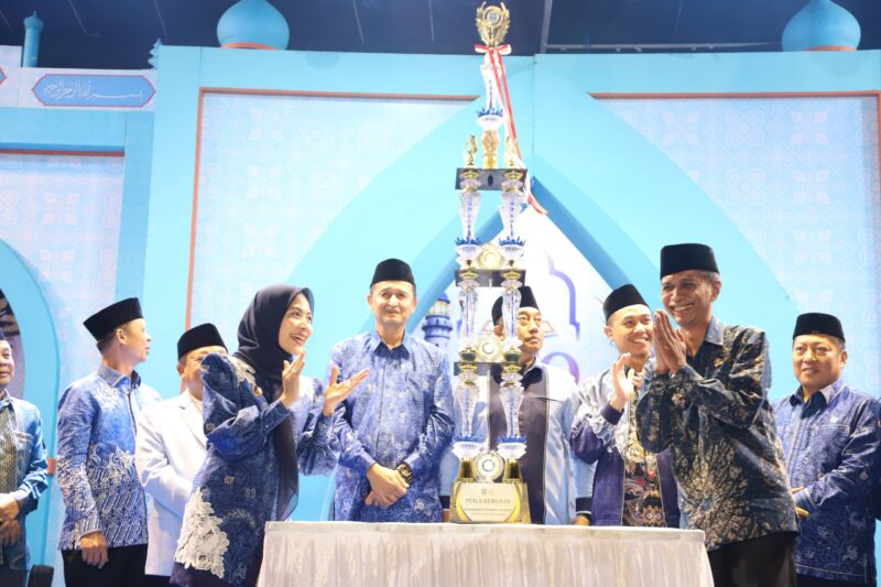Ditutup Bupati Ratu Zakiyah, Pulo Ampel Juara Umum MTQ ke 55 tingkat Kabupaten Serang 2026