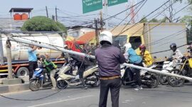 Tiang PJU Roboh di Flyover TipTop, Dishub Kota Tangerang Lakukan Pengamanan dan Rekayasa Lalin