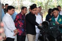 Bupati Tangerang Bersama Wagub Banten Dampingi Wapres Gibran Tinjau Industri Motor Listrik di Balaraja