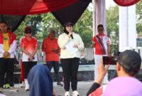 Jalan Sehat Meriahkan HUT RI, Wabup Intan Ingatkan Pentingnya Kebersamaan