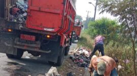 Respons Cepat Laporan Warga, DLH Kota Tangerang Bersihkan Tumpukan Sampah di Kedaung Wetan