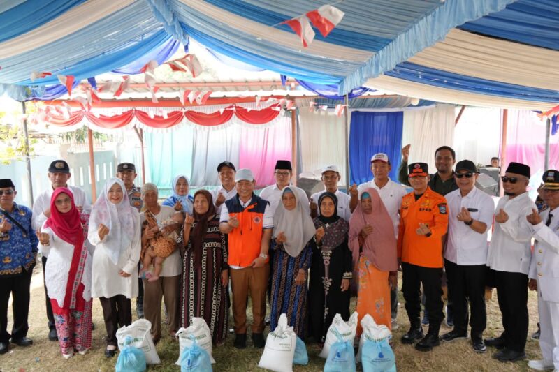 Pemkab Serang Salurkan Bantuan Air Bersih di Tanara