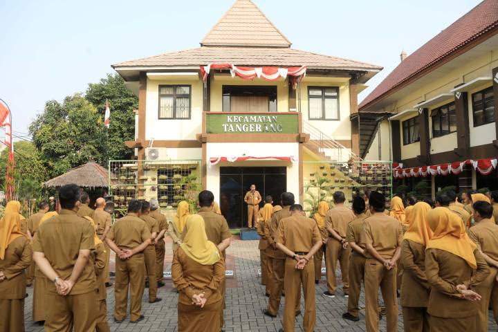Tinjau Pelayanan Kecamatan Tangerang, Maryono Tekankan Respons Cepat dan Pelayanan Prima
