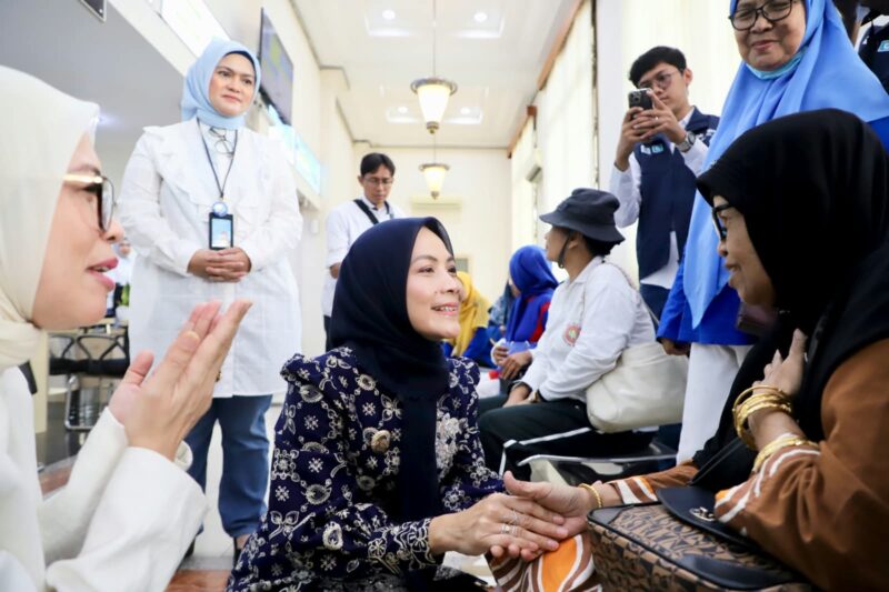 Hari Pelanggan Nasional 2026, Bupati Serang Sapa Nasabah Ajak Dukung Perekonomian Daerah 

