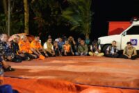 Gubernur Banten Tinjau Operasi SAR, Doakan Delapan Korban Hilang Segera Ditemukan