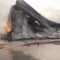 Pabrik Lampu Bohlam di Batuceper Terbakar, 60 Personel Damkar dan 16 Armada Dikerahkan